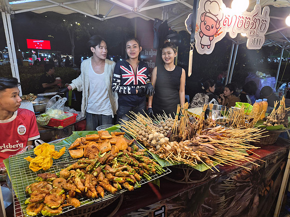 Walking Street Phenom Phen Cambodia