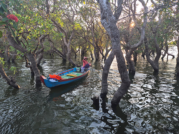 Tonlé Sap Lake and Floating Village Cambodia
