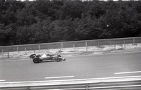 img1x582
