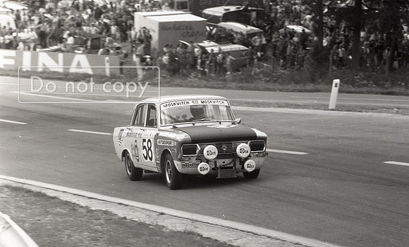 Driven Fasy By Segers / Businaro The Scaldia Volga Moskvitch 412