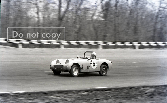 Racing   107
