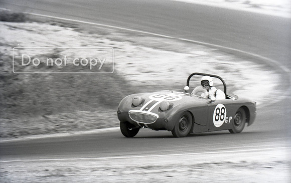 Racing   141