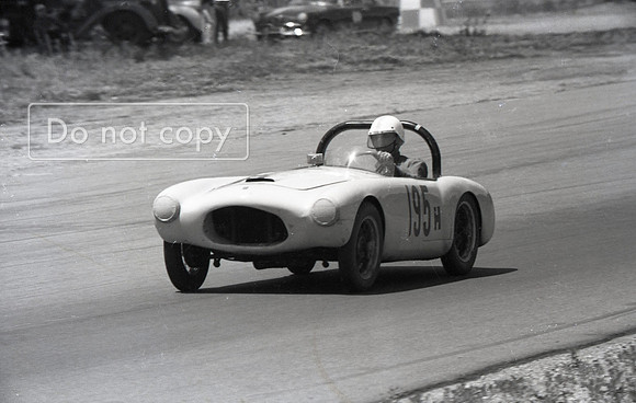 Racing   152