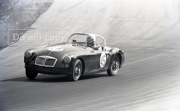 Racing   162