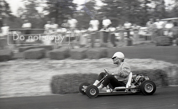 Racing   202