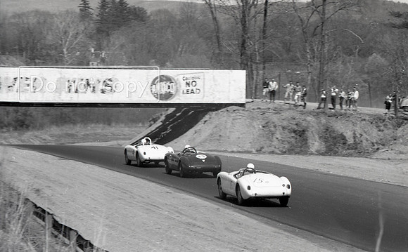 Racing   252