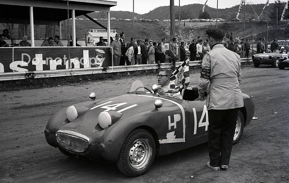 Racing   288